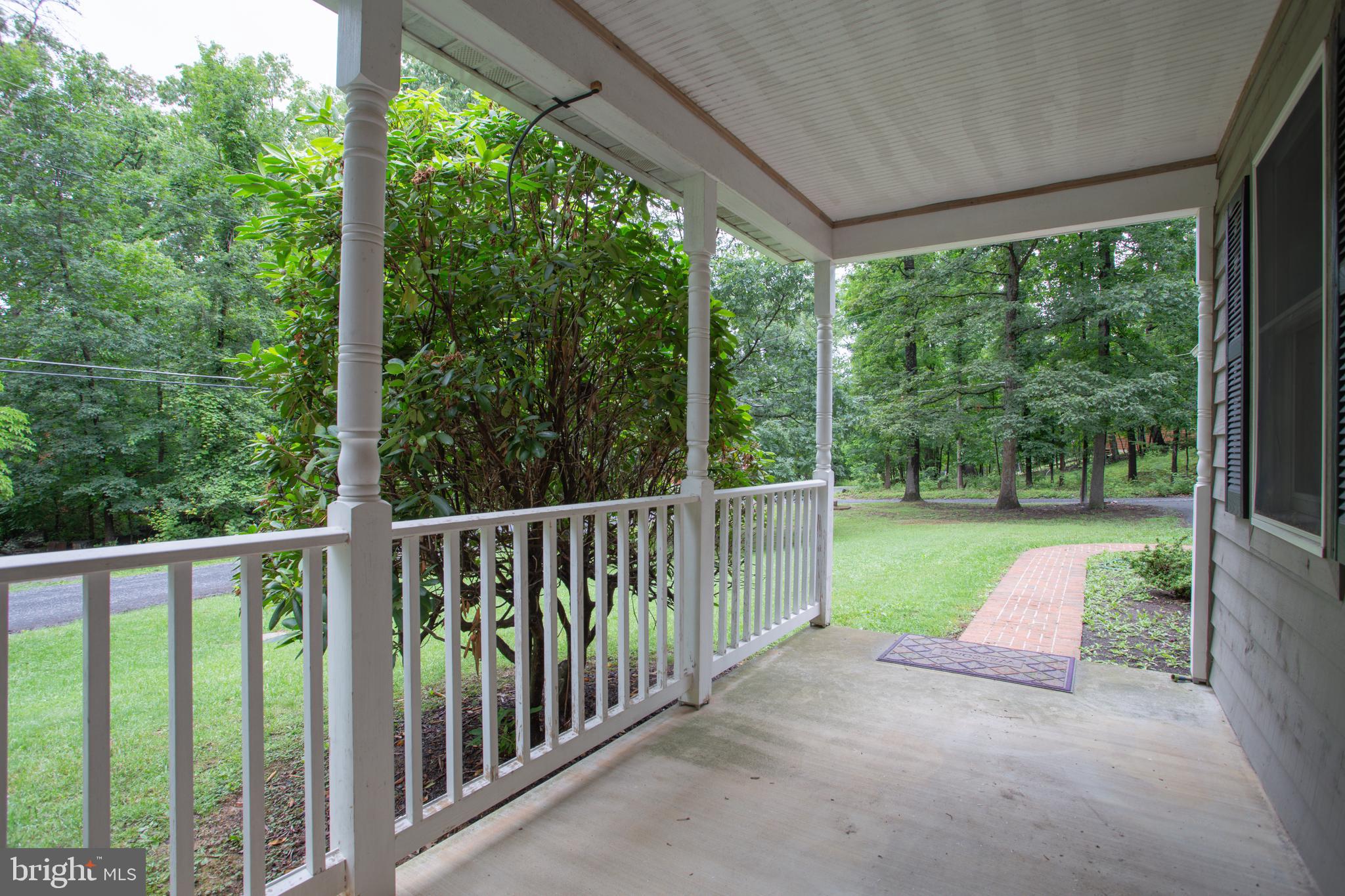 SHANNONDALE - Residential Lease