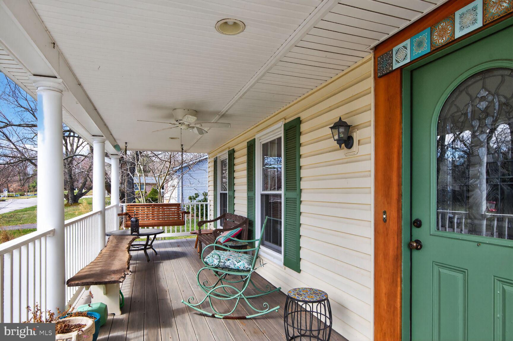 BAY HILLS - Residential