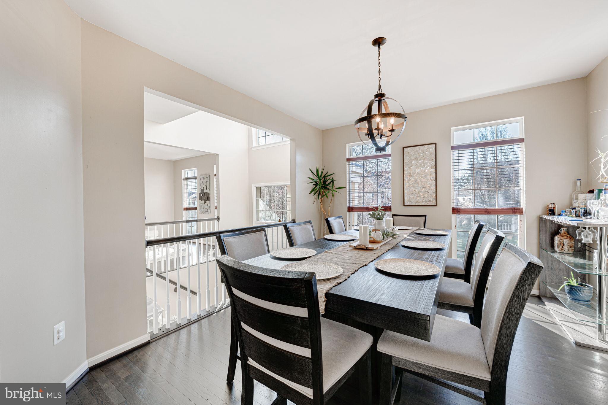 BROAD RUN OAKS - Residential