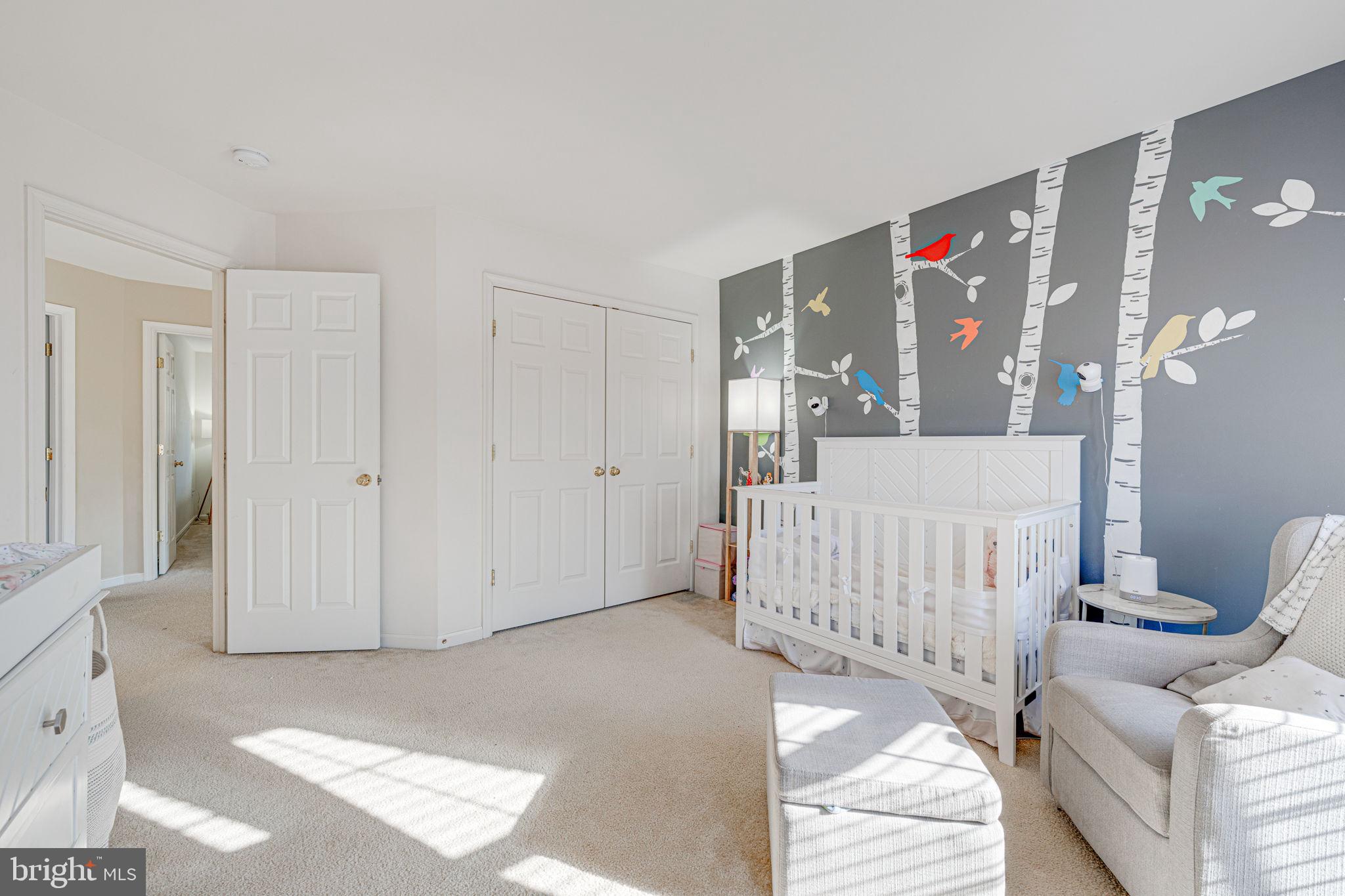 BROAD RUN OAKS - Residential