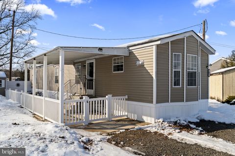 67 INDIAN ANN TRAIL SHAMONG NJ 08088