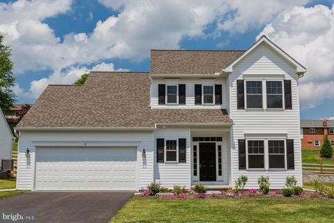 Photo of 10 Ridgewood Road #LOT 40, QUARRYVILLE, PA 17566 (MLS # PALA2057048)