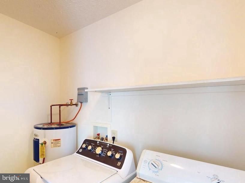 QUAIL VALLEY ESTATES - Residential