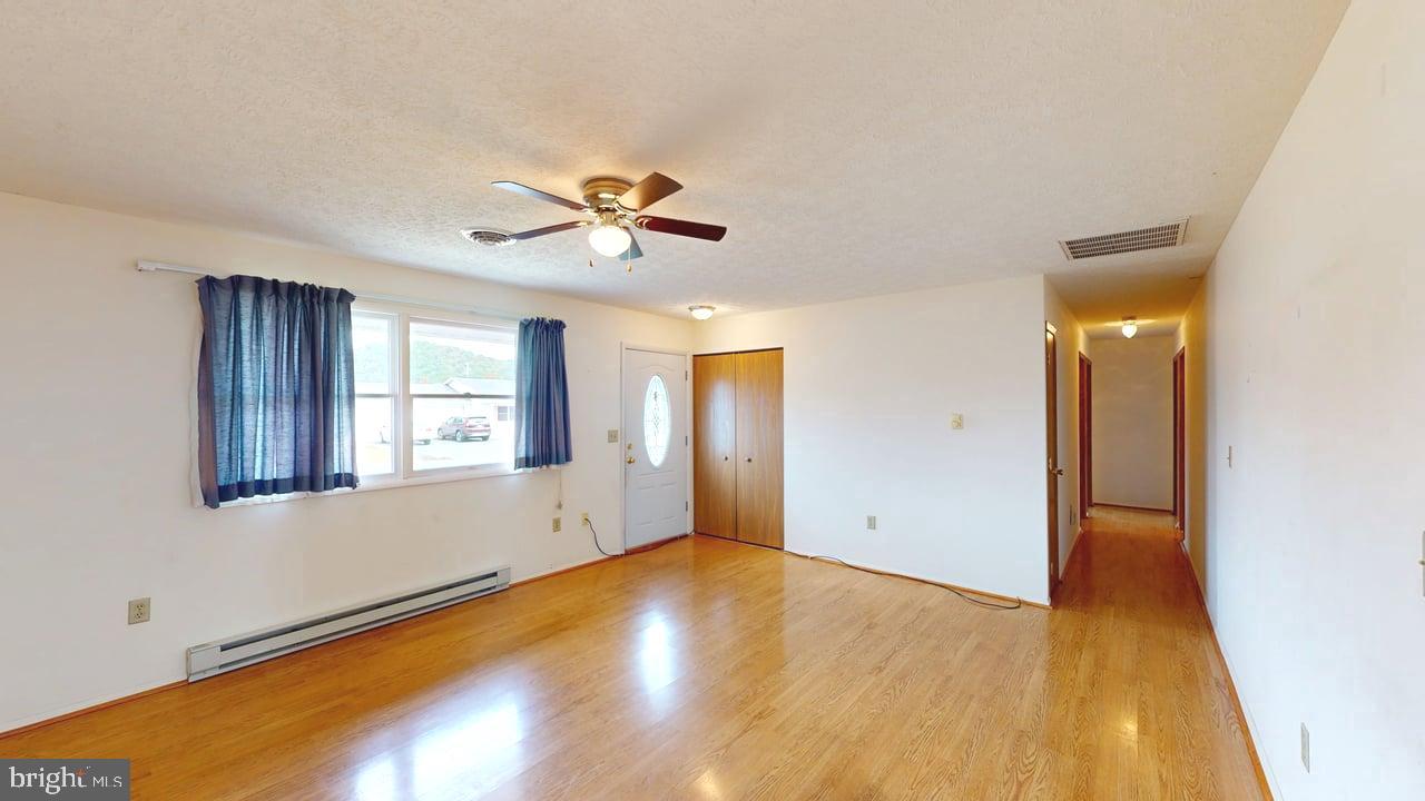 QUAIL VALLEY ESTATES - Residential