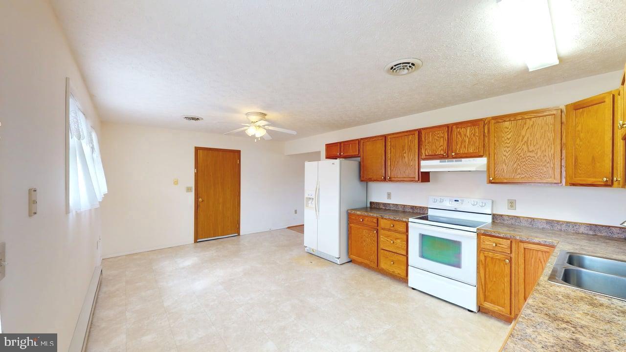 QUAIL VALLEY ESTATES - Residential