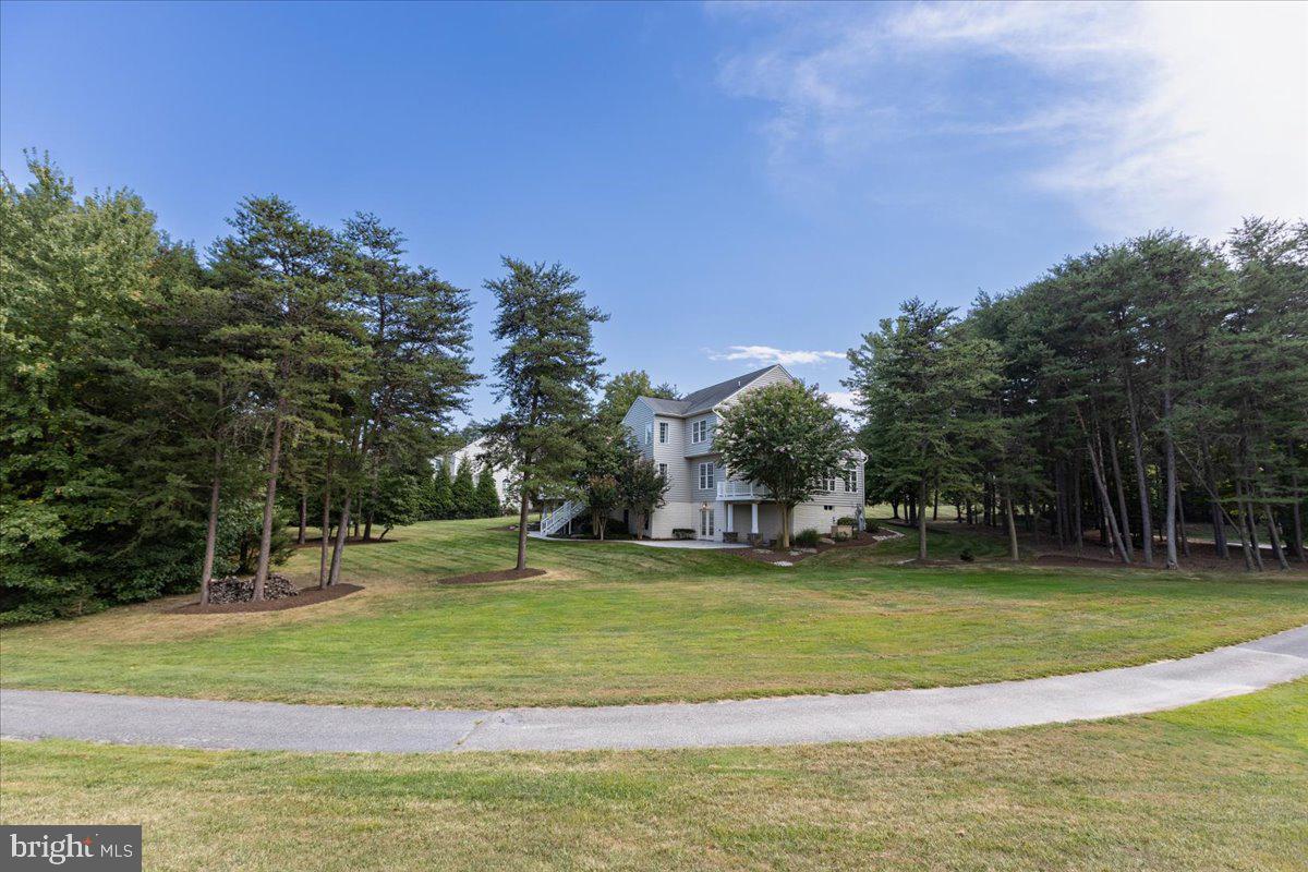 COMPASS POINTE - Residential