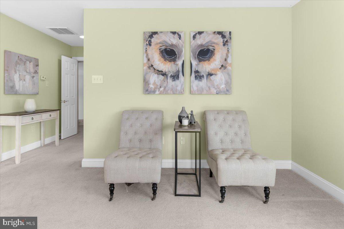 COMPASS POINTE - Residential