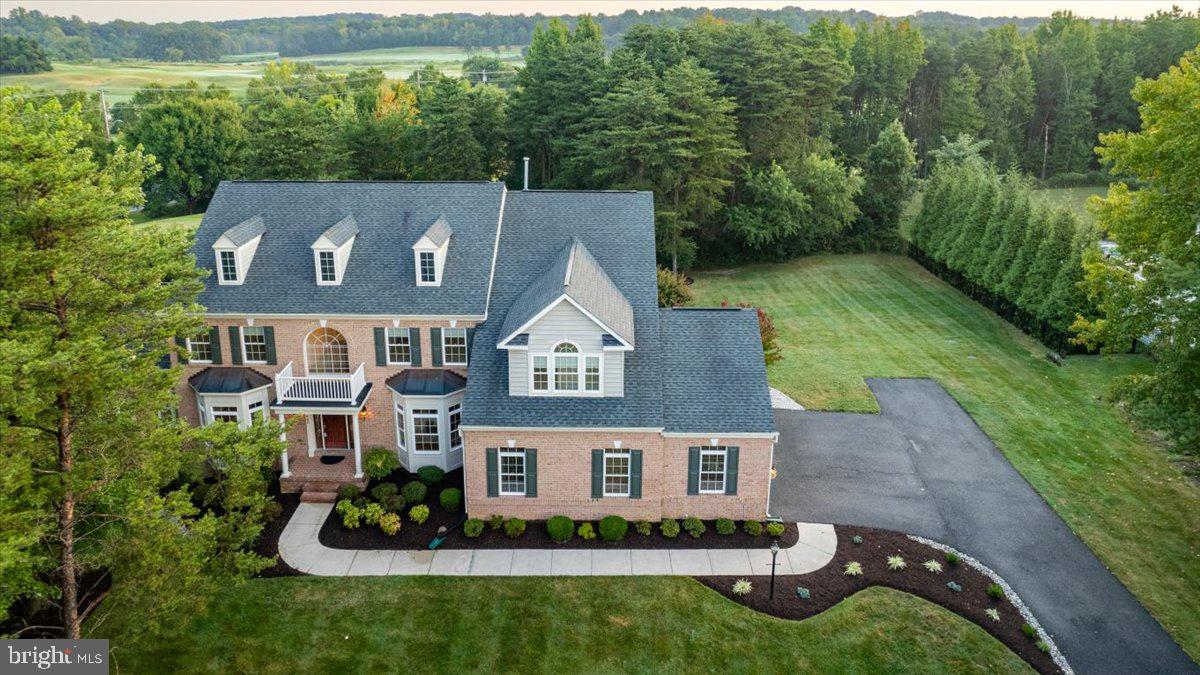 COMPASS POINTE - Residential