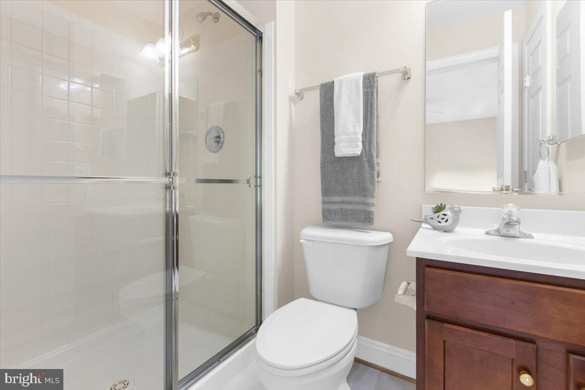 COMPASS POINTE - Residential