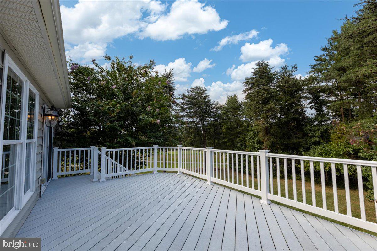 COMPASS POINTE - Residential