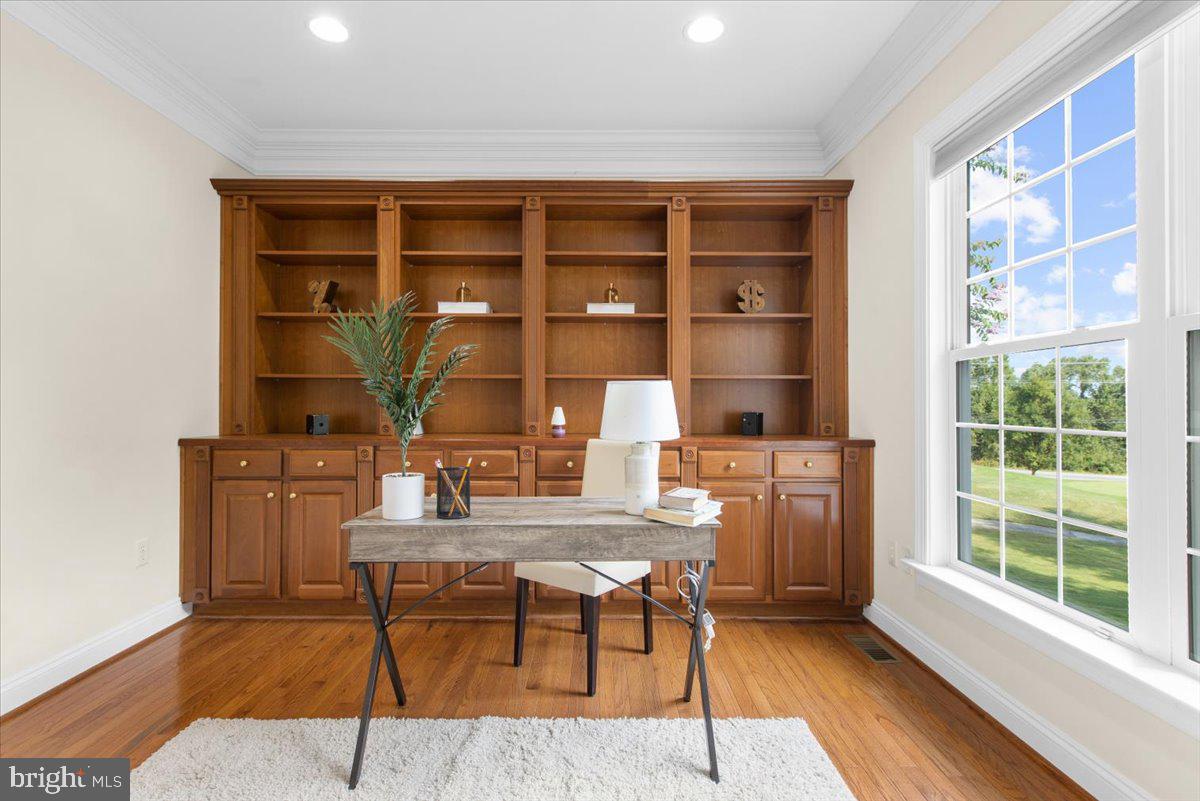 COMPASS POINTE - Residential