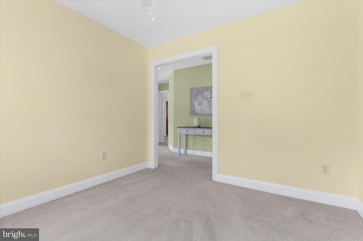 COMPASS POINTE - Residential