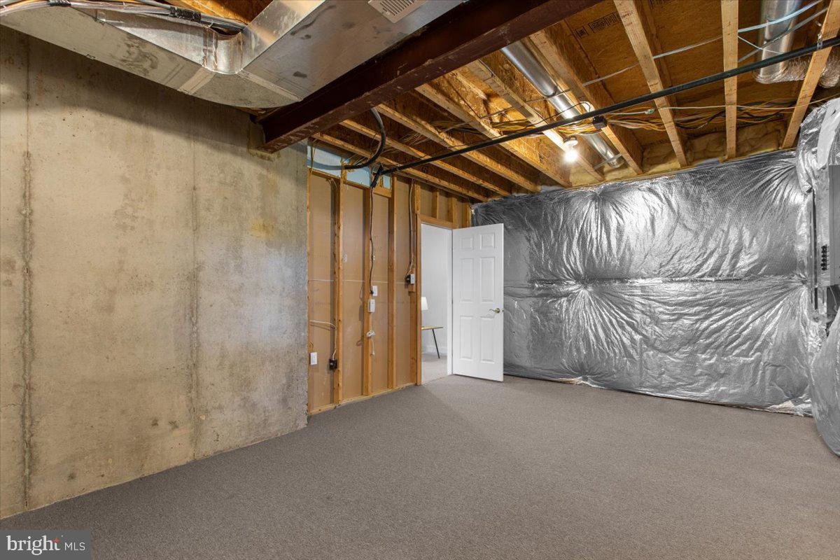 COMPASS POINTE - Residential