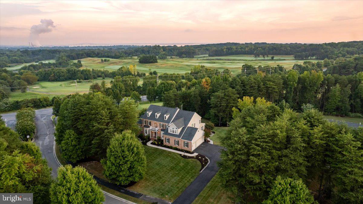 COMPASS POINTE - Residential