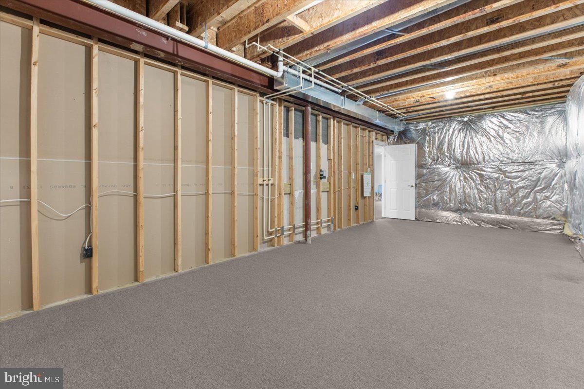 COMPASS POINTE - Residential