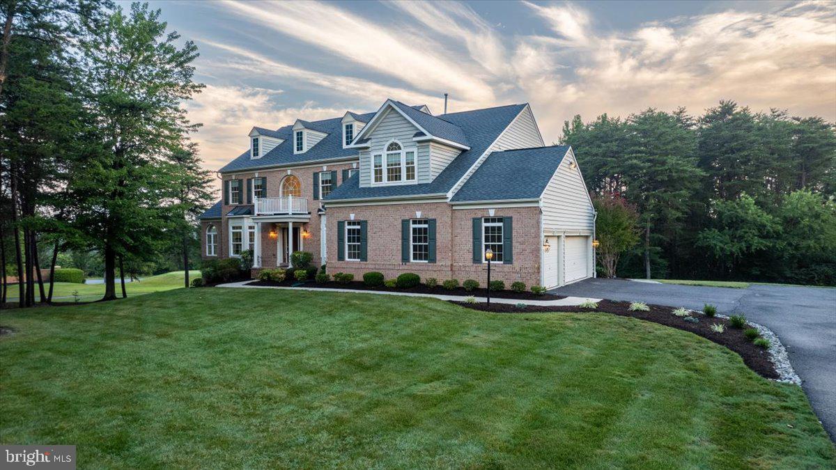 COMPASS POINTE - Residential