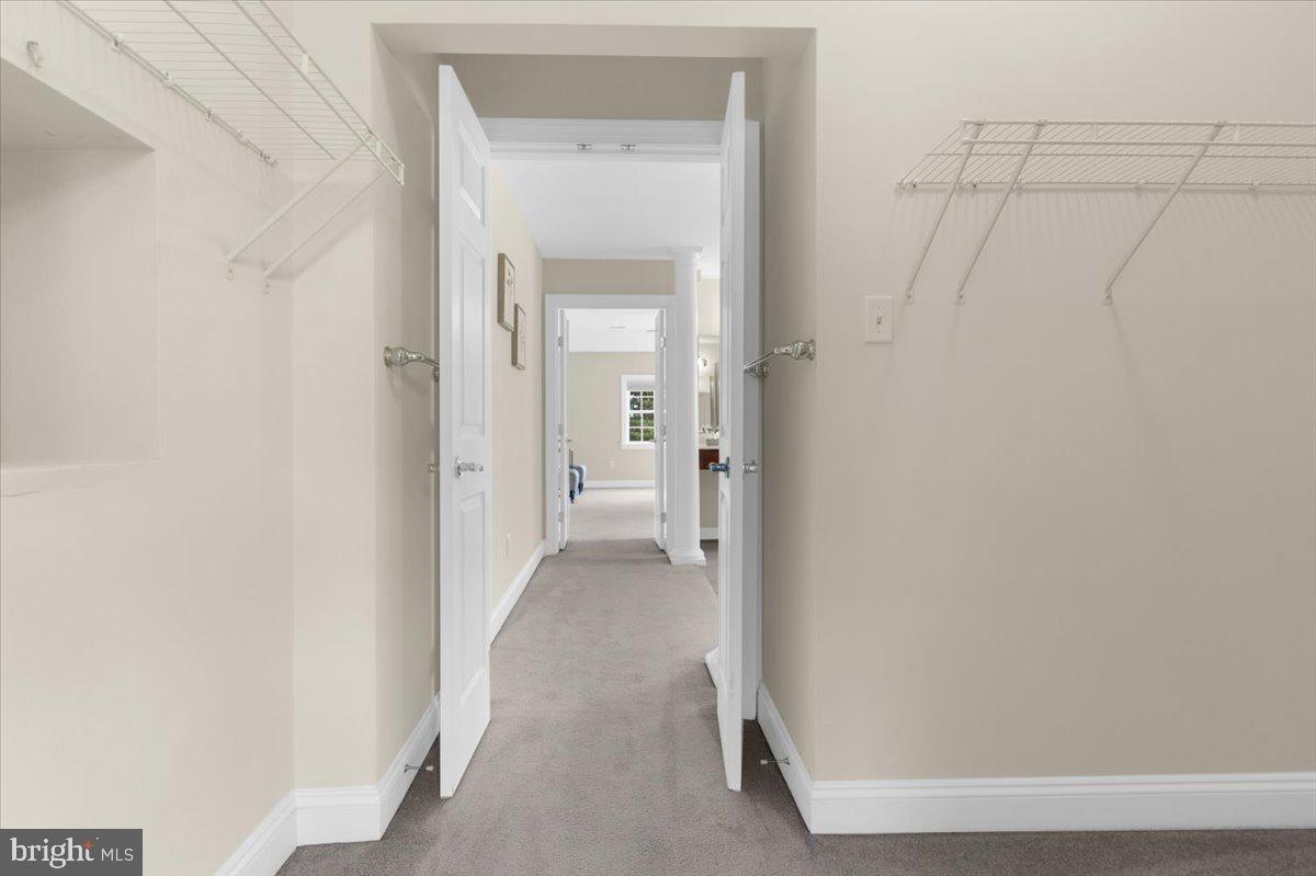 COMPASS POINTE - Residential