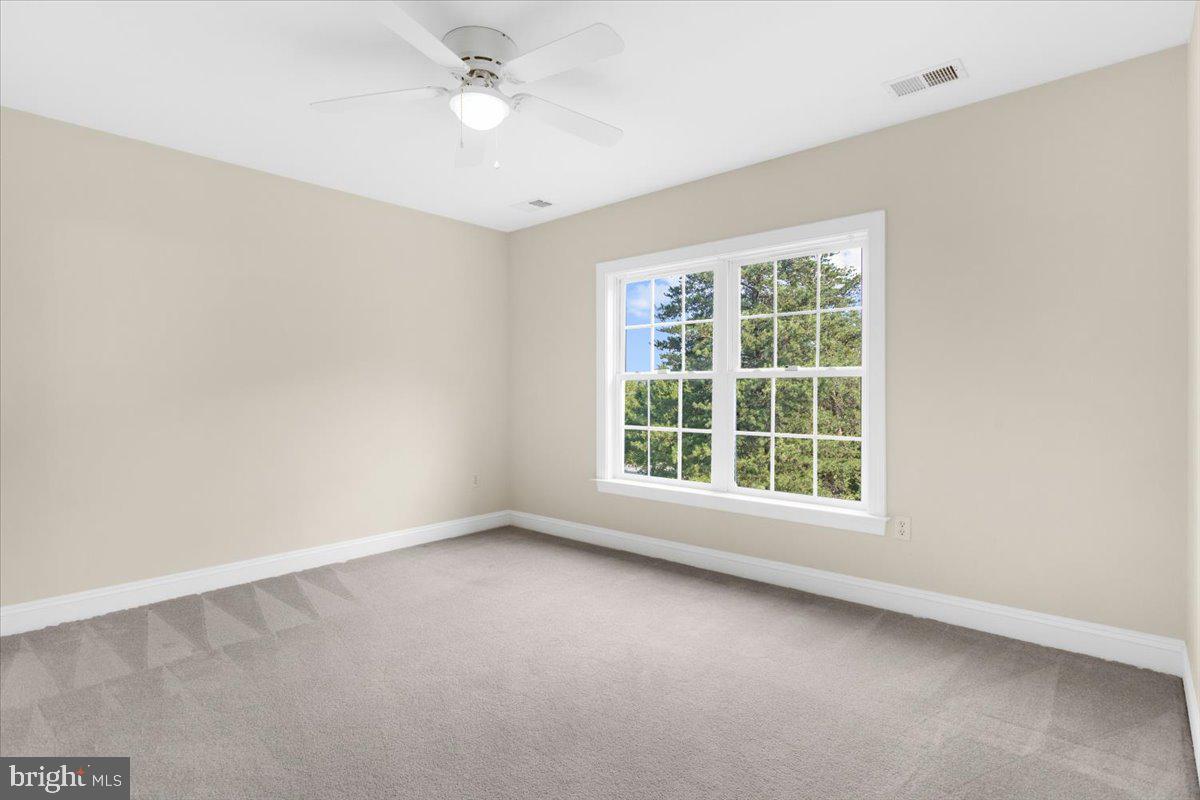 COMPASS POINTE - Residential