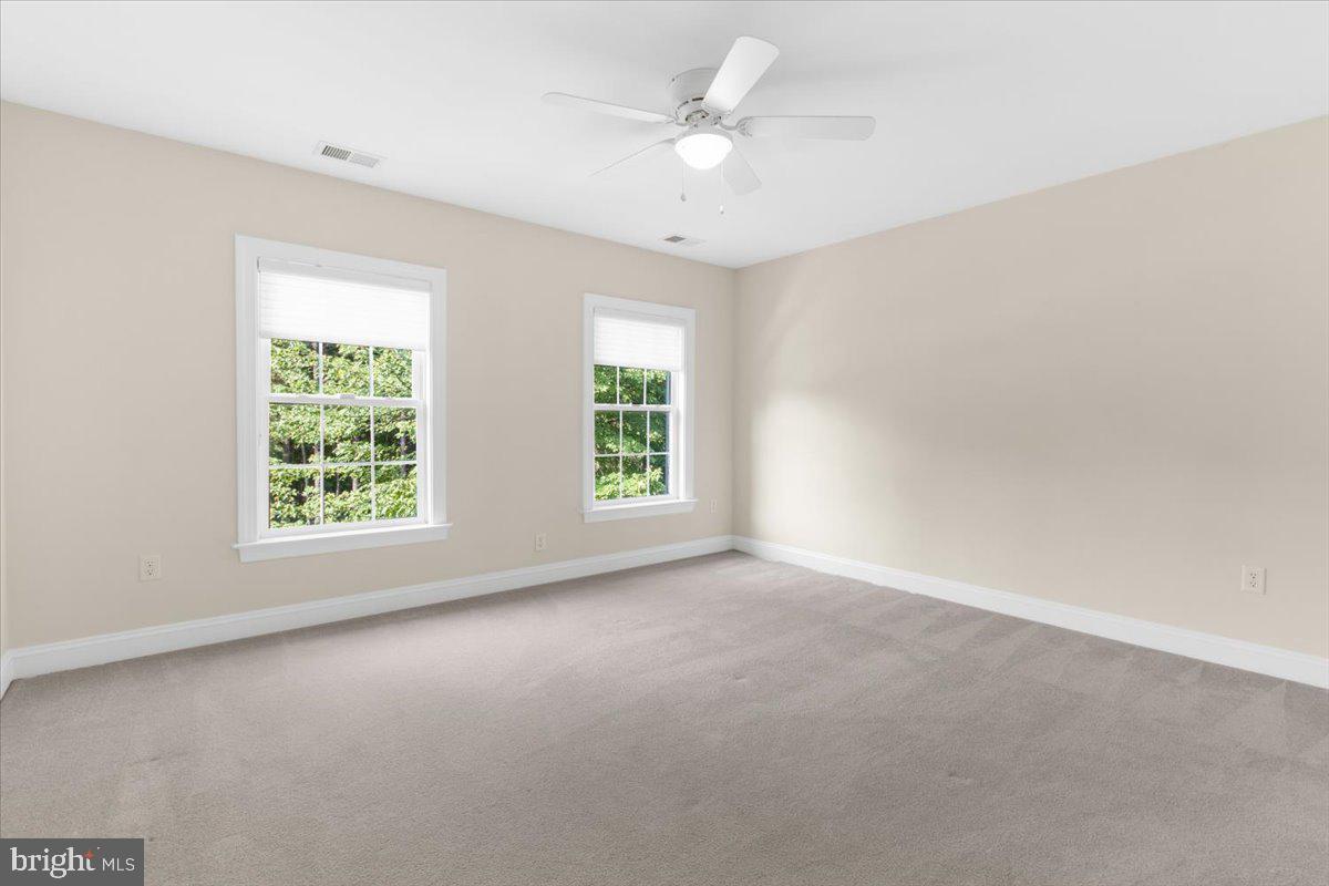 COMPASS POINTE - Residential