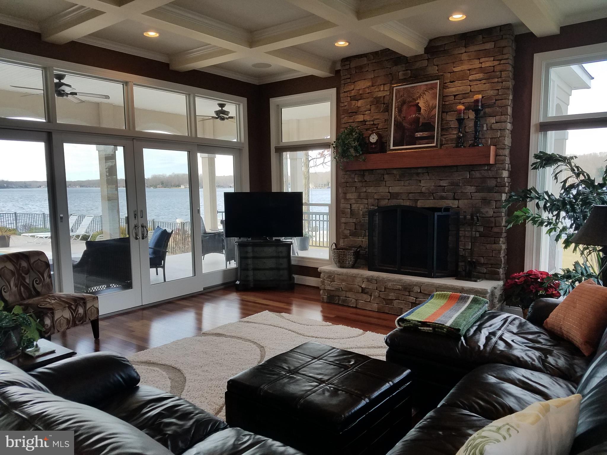 LAKE OF THE WOODS - Residential