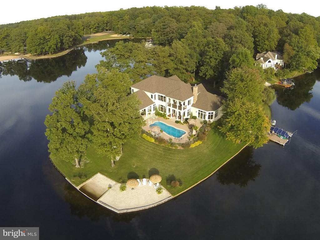 LAKE OF THE WOODS - Residential