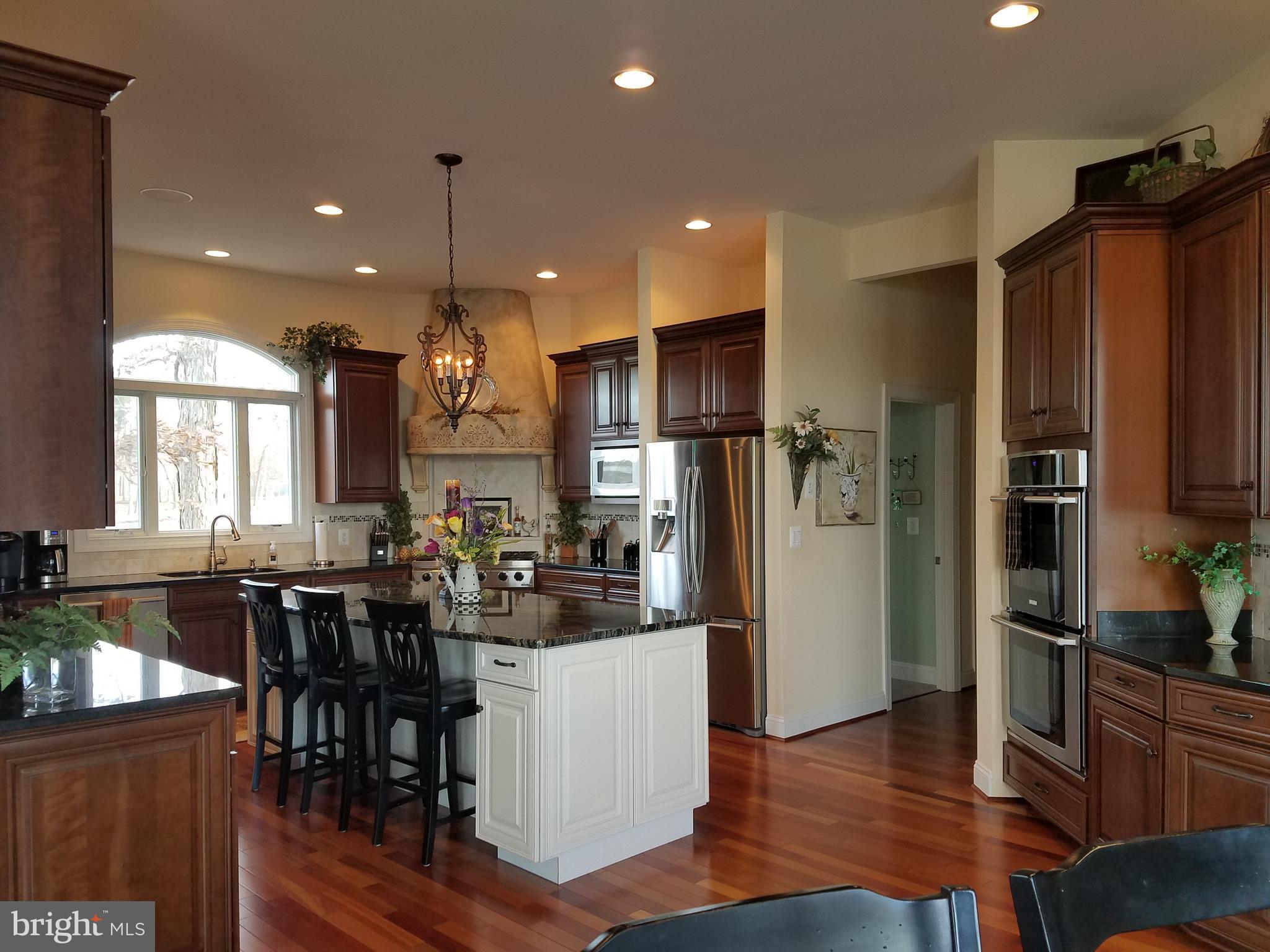 LAKE OF THE WOODS - Residential