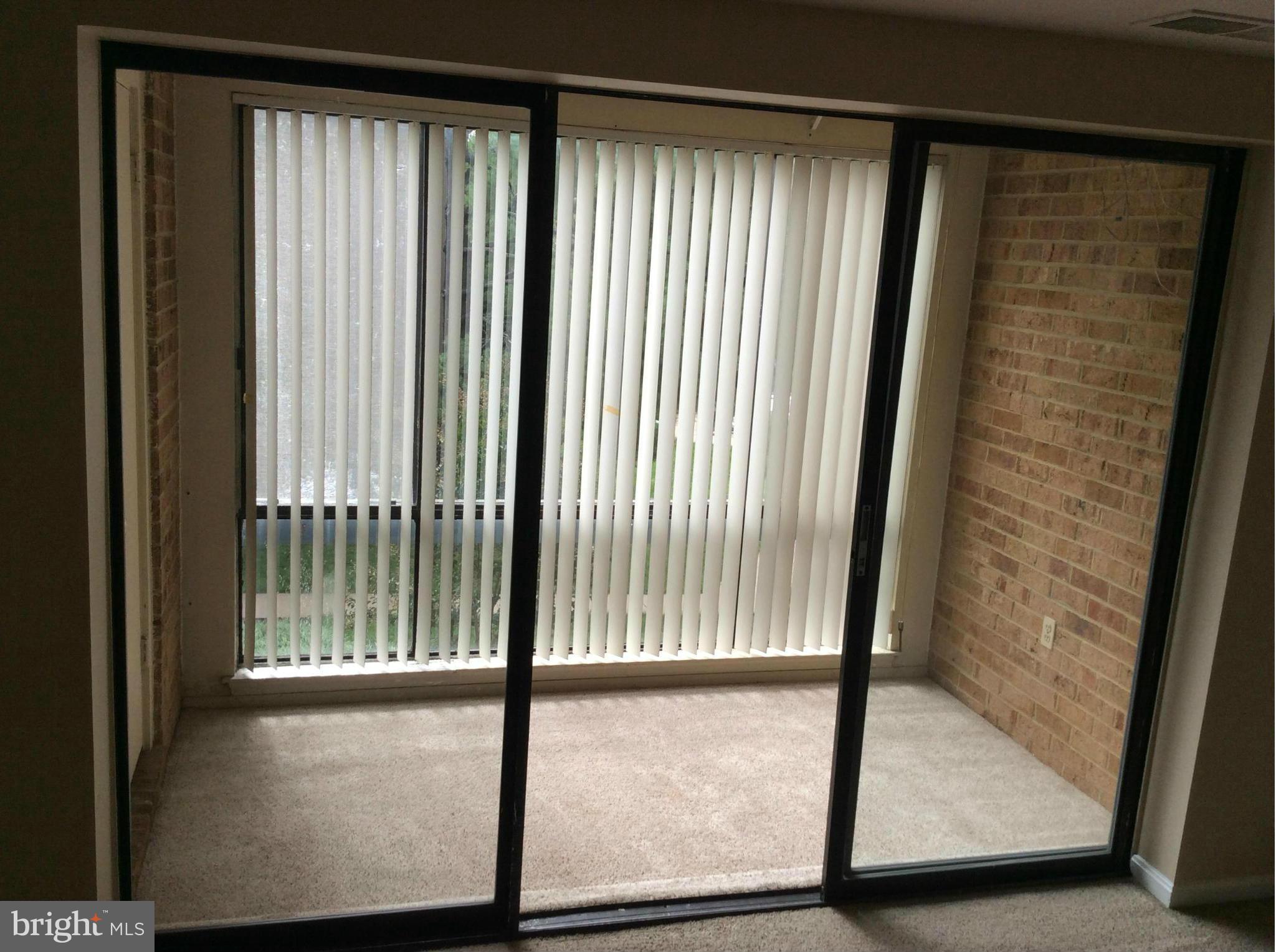 VISTAS OF VIENNA CONDOMINIUMS - Residential