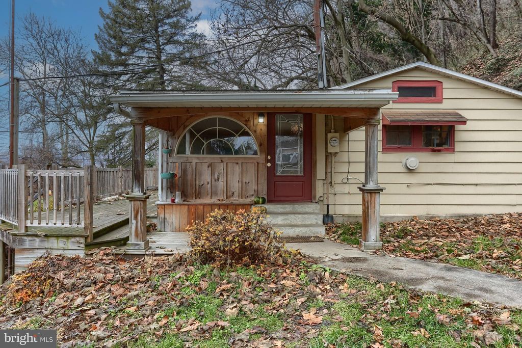 Photo of 1778 WATER ST, WASHINGTON BORO, PA 17582 (MLS # PALA2028758)