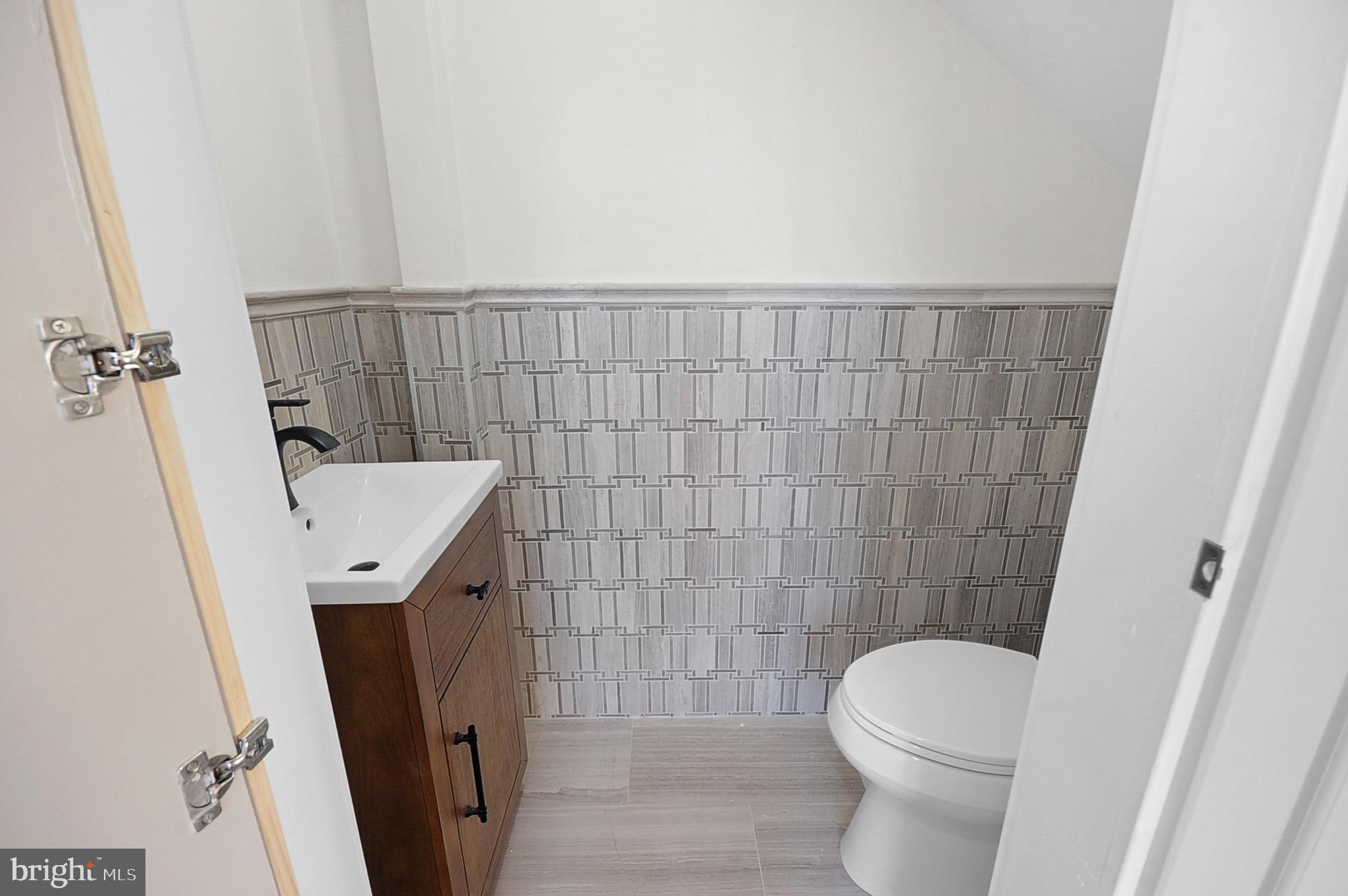 POINT BREEZE - Residential