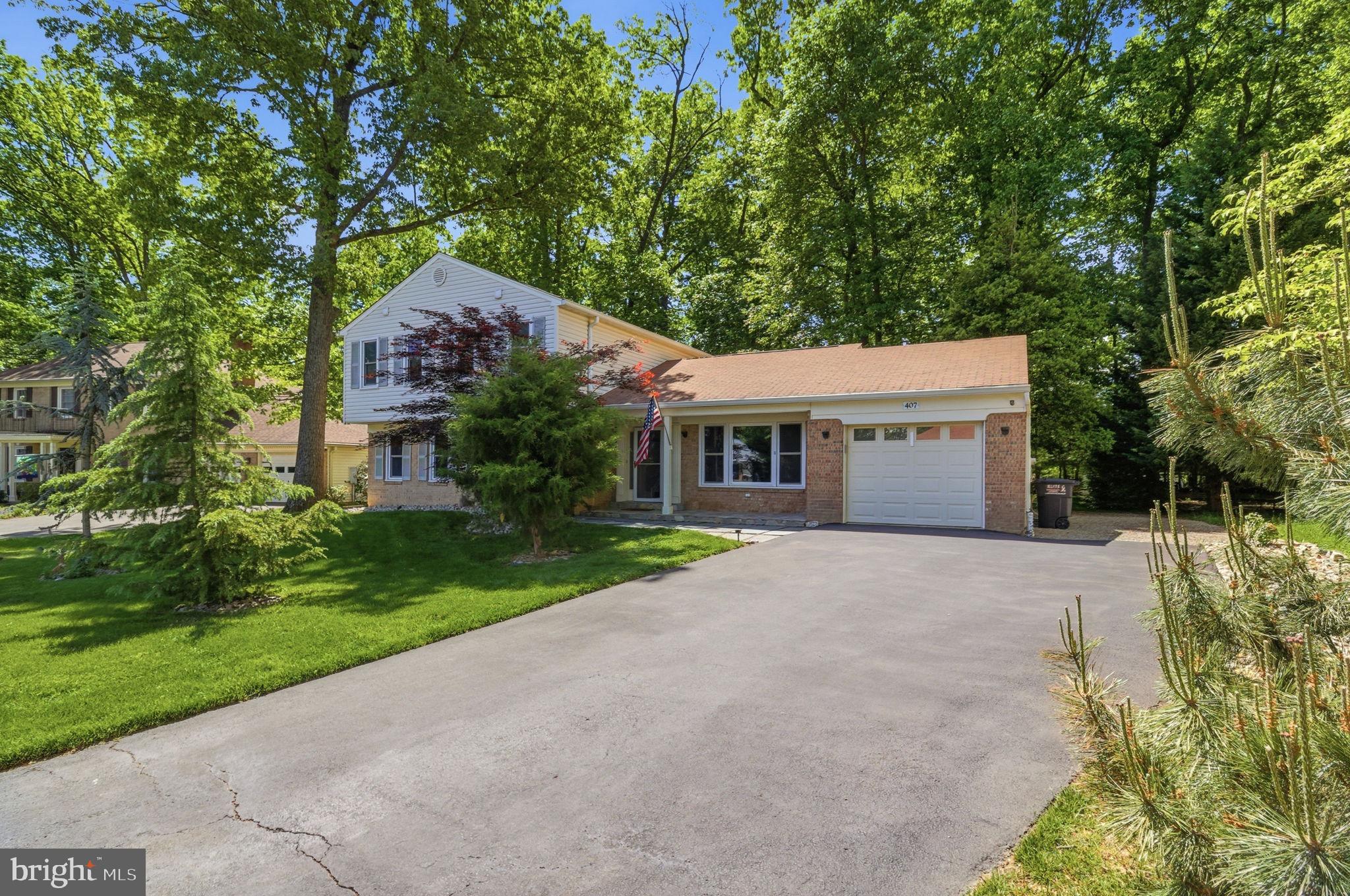 407 AUTUMN OLIVE WAY