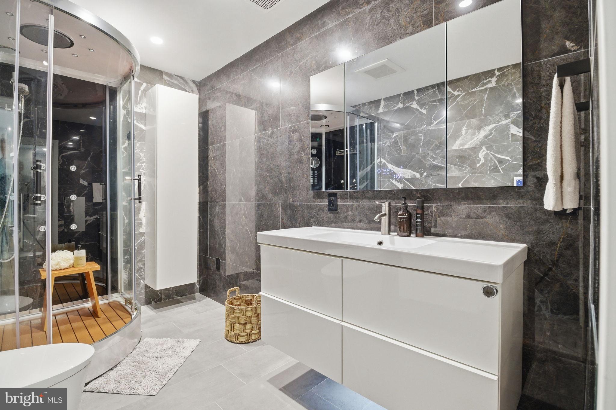 FOREST RIDGE - Residential