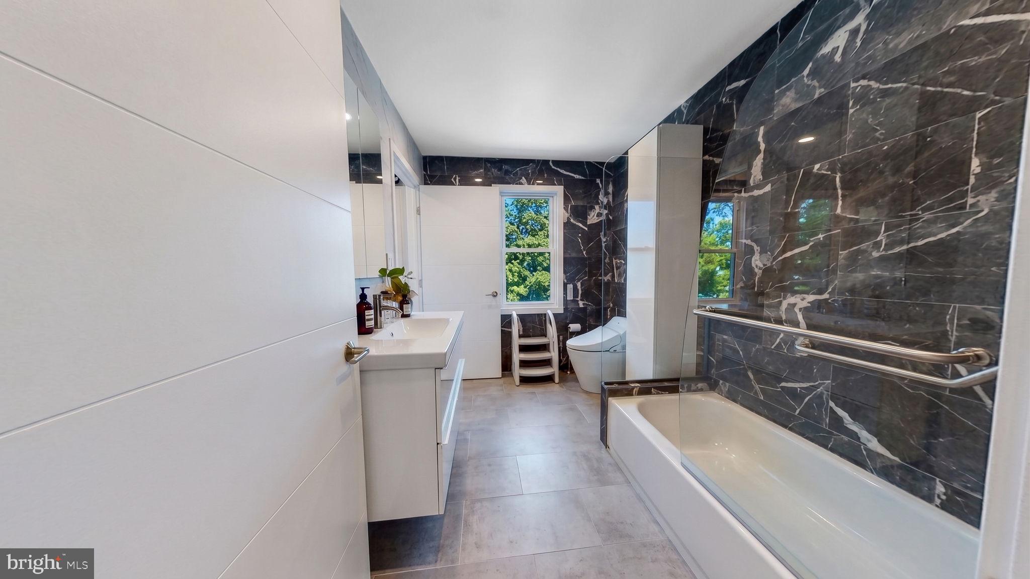 FOREST RIDGE - Residential