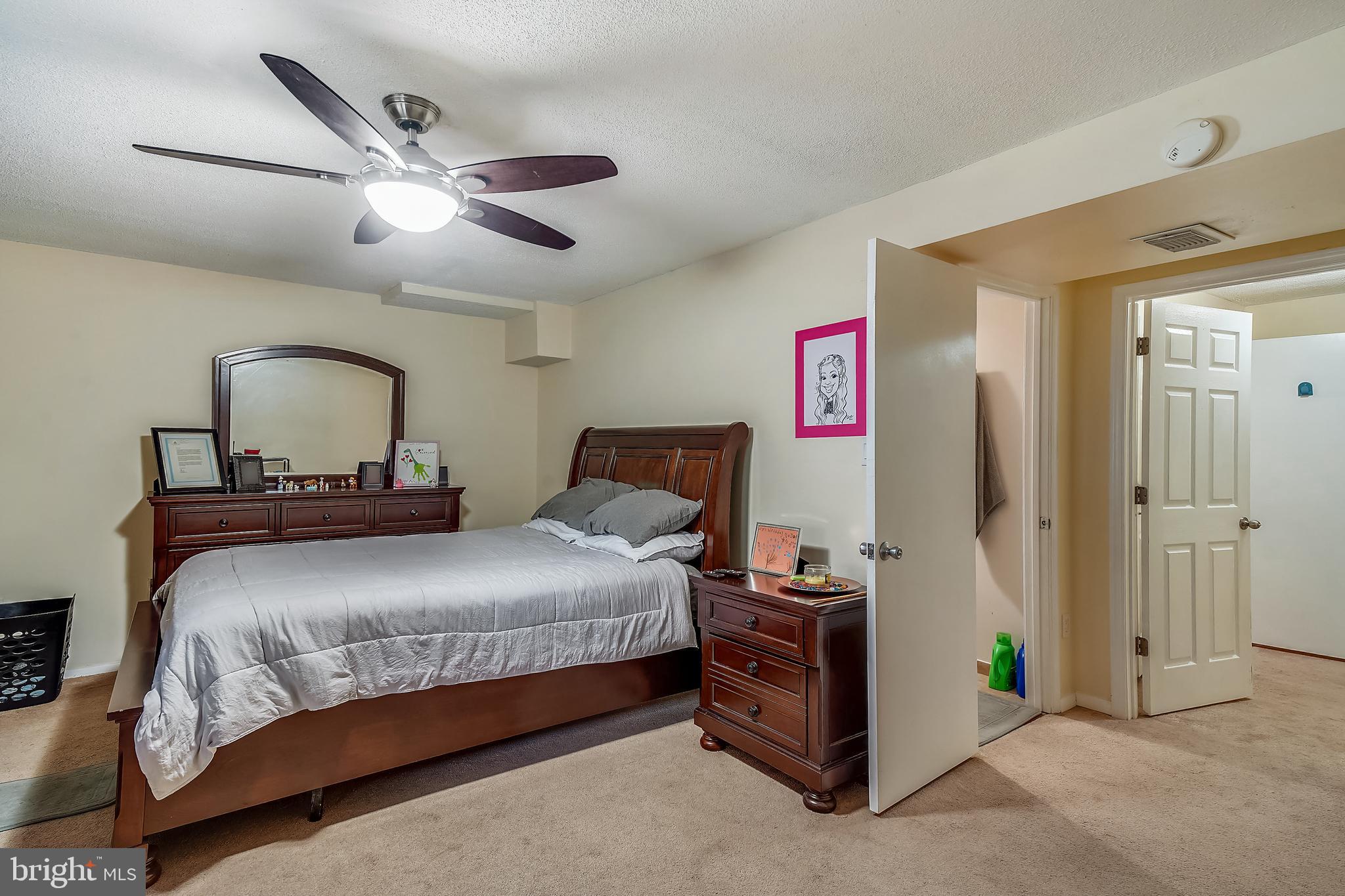 BLUNT COMMONS - Residential