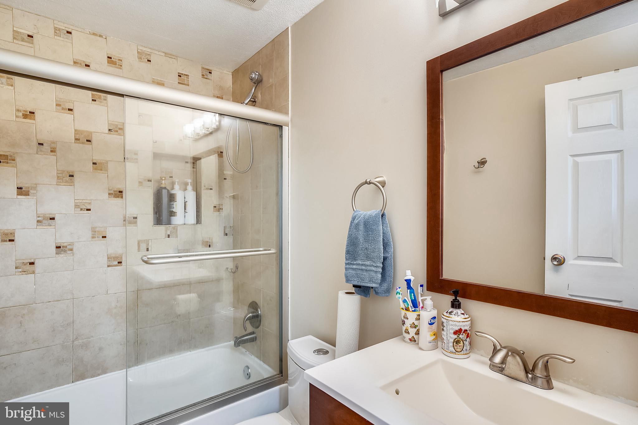 BLUNT COMMONS - Residential