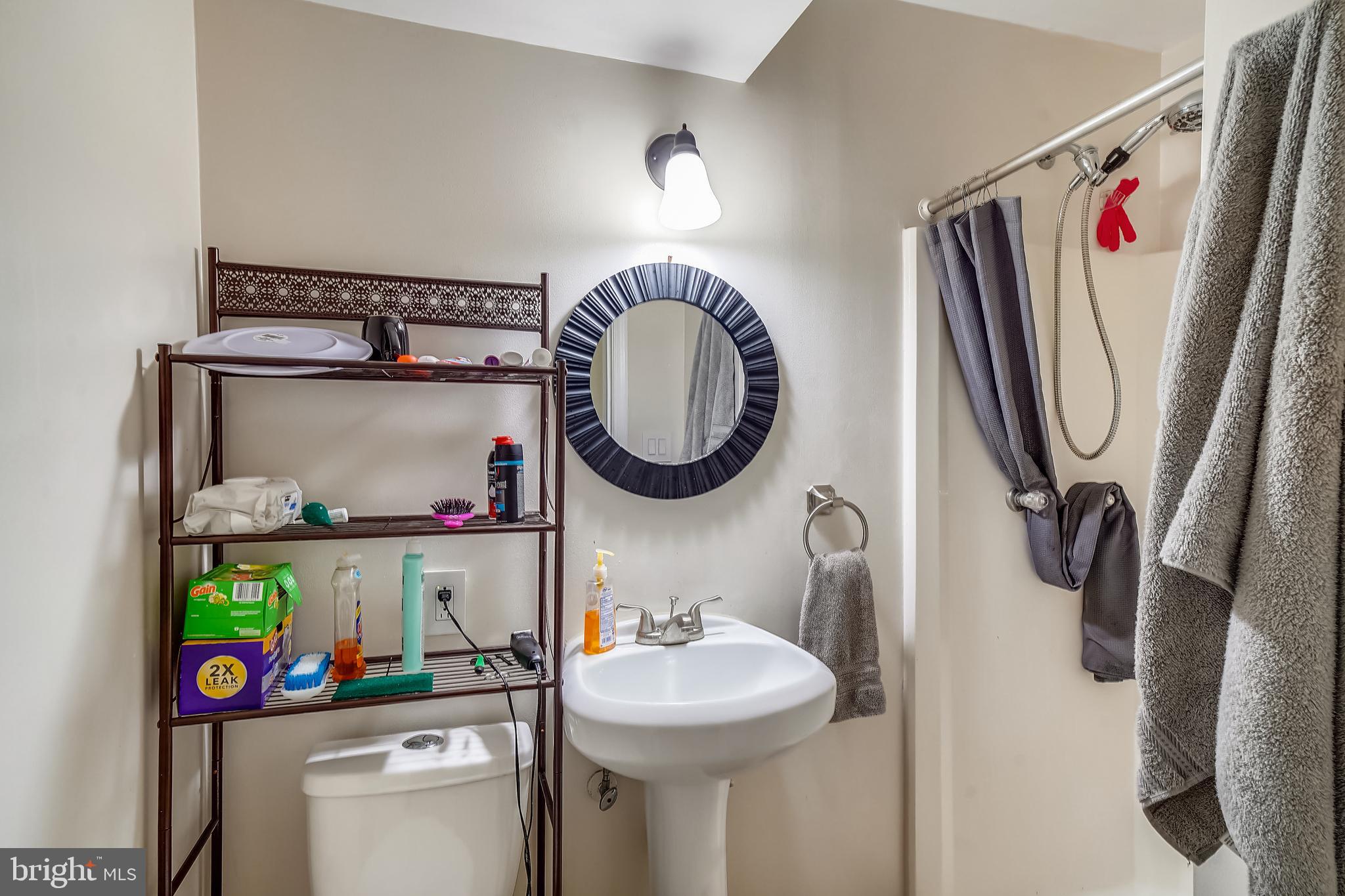 BLUNT COMMONS - Residential