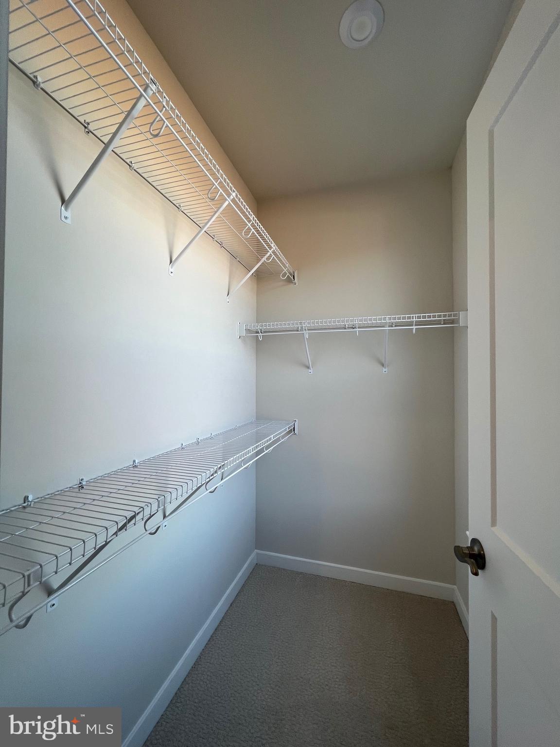 ASHBROOK PLACE - Residential Lease