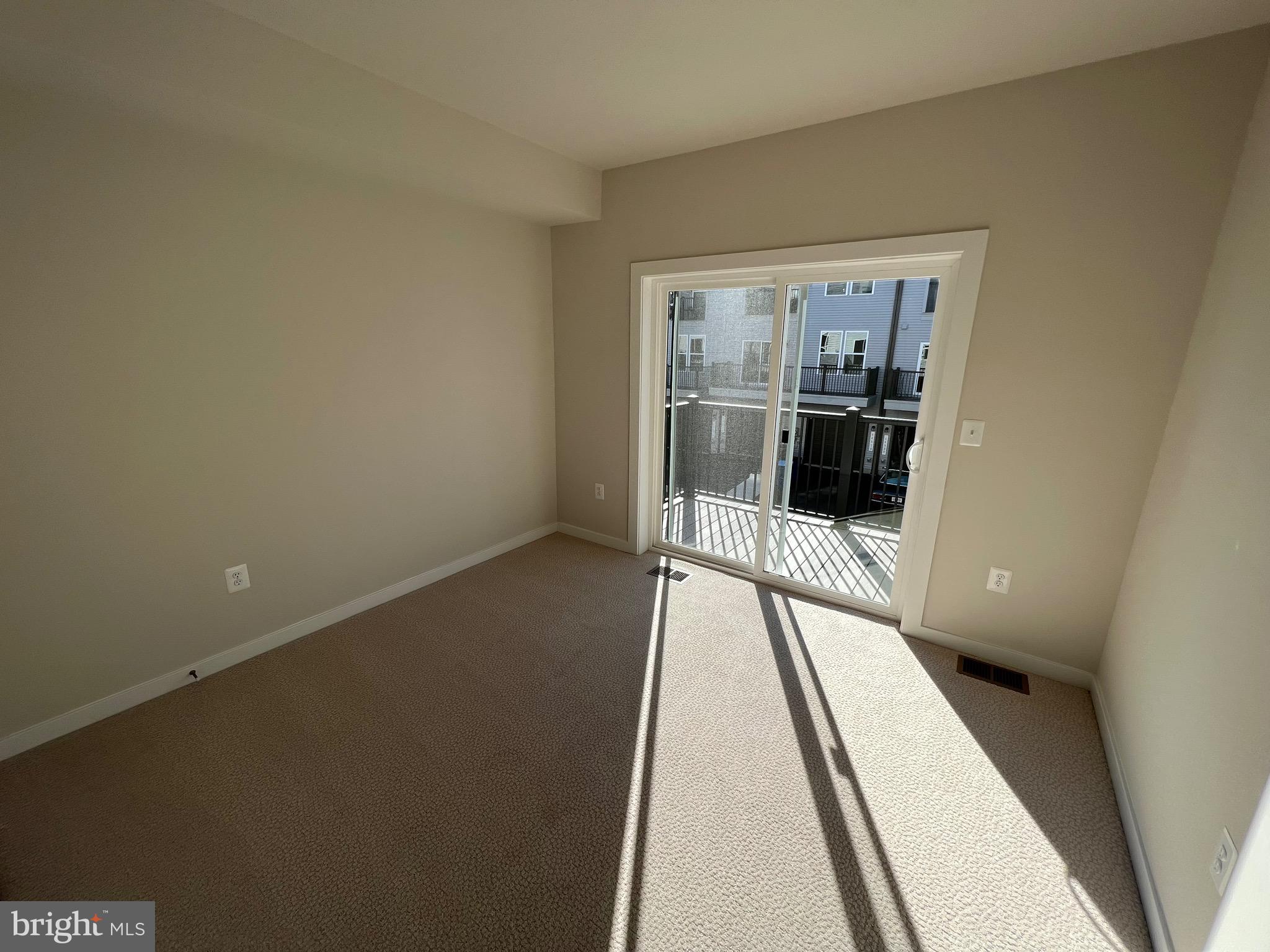 ASHBROOK PLACE - Residential Lease