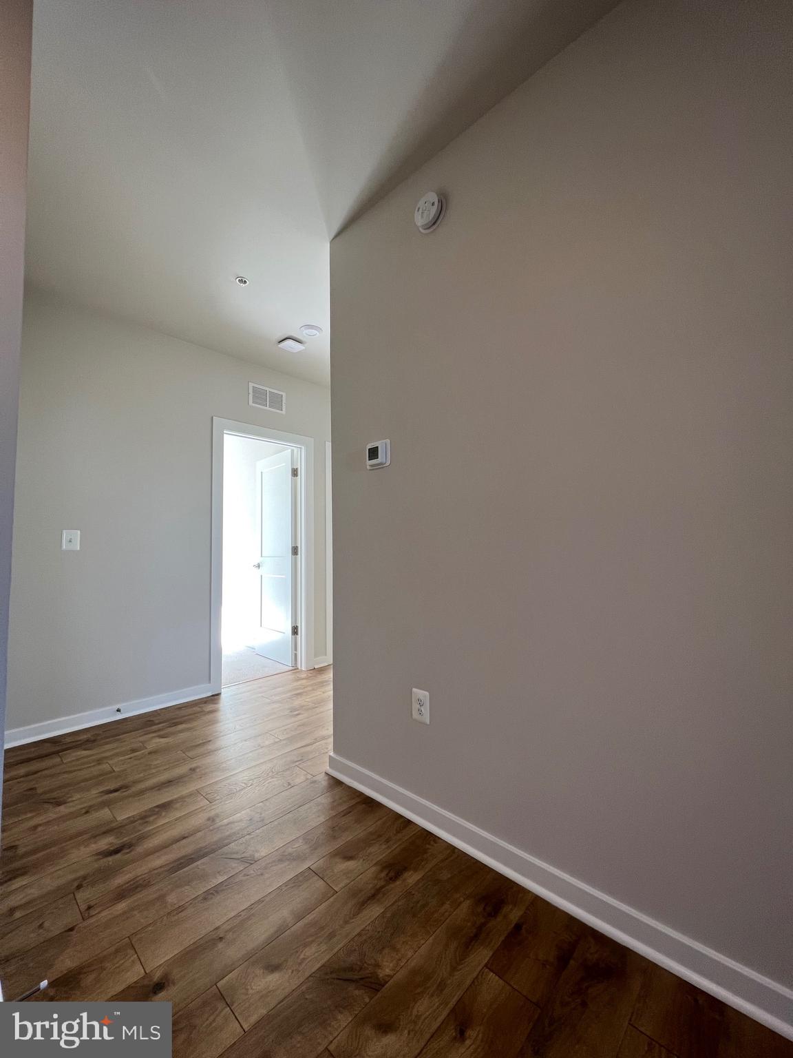 ASHBROOK PLACE - Residential Lease