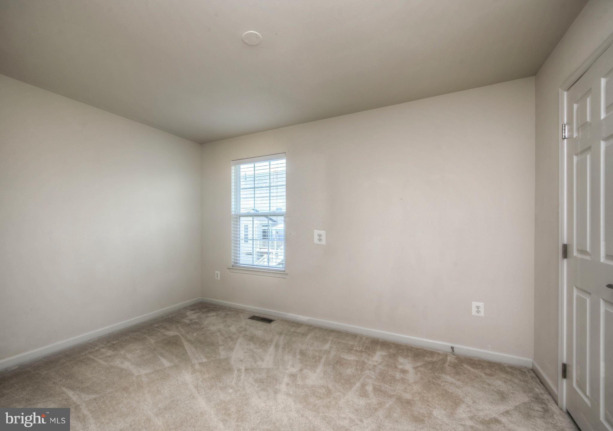 LEE'S PARKE - Residential