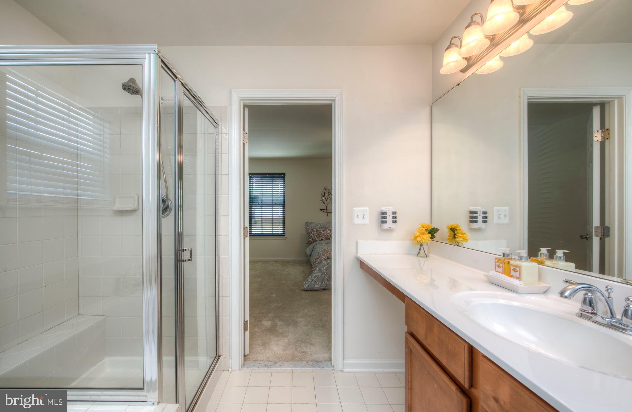 LEE'S PARKE - Residential