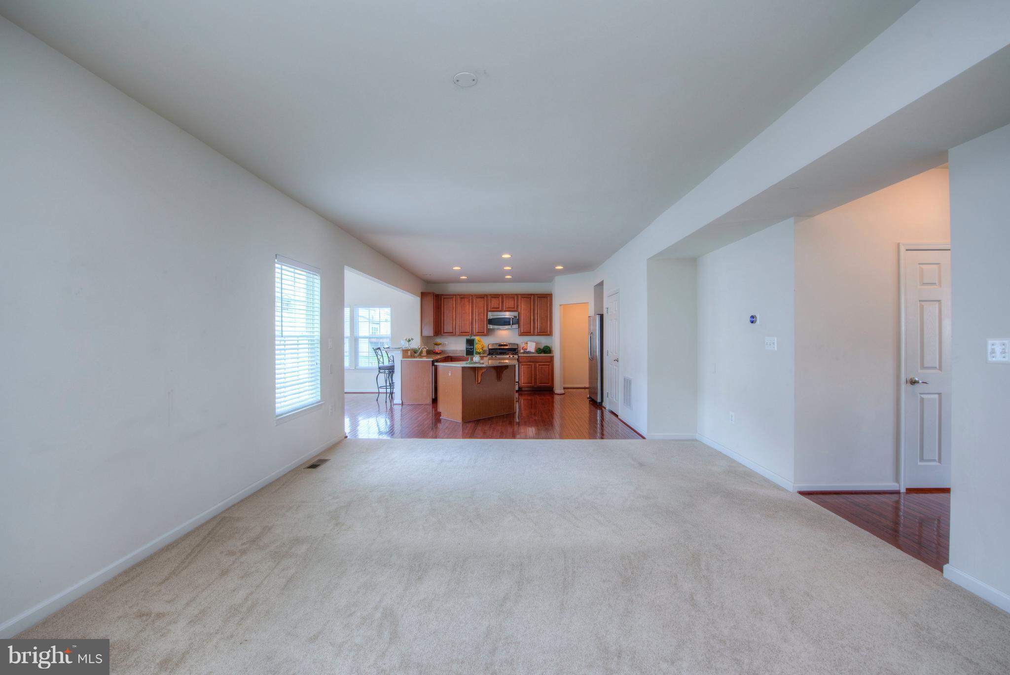 LEE'S PARKE - Residential