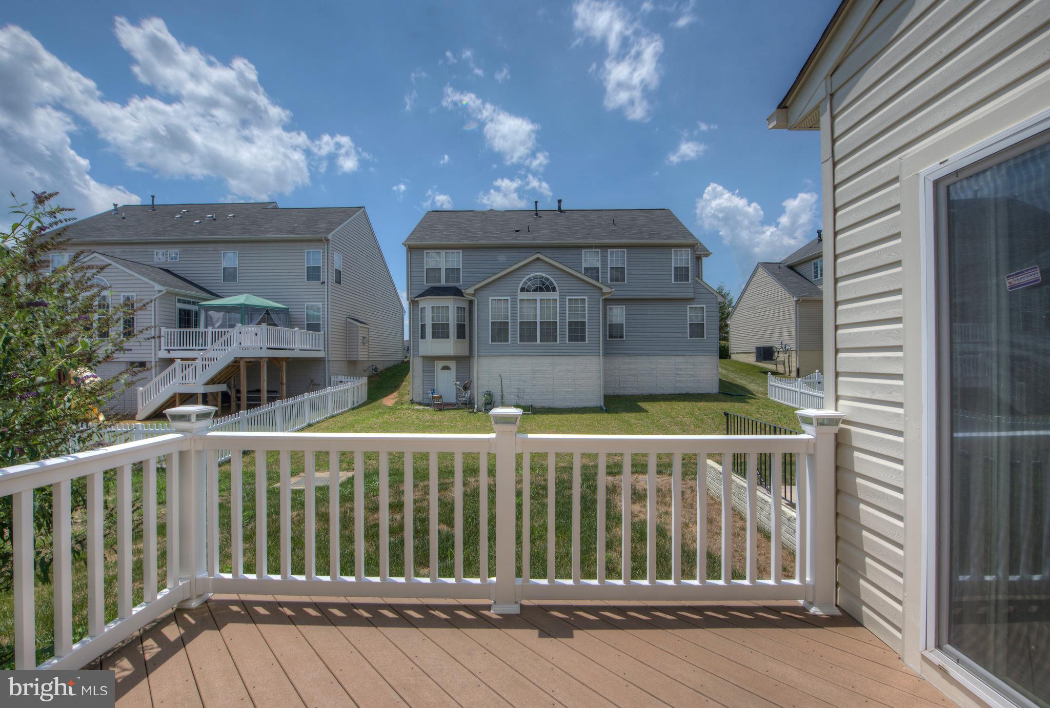 LEE'S PARKE - Residential