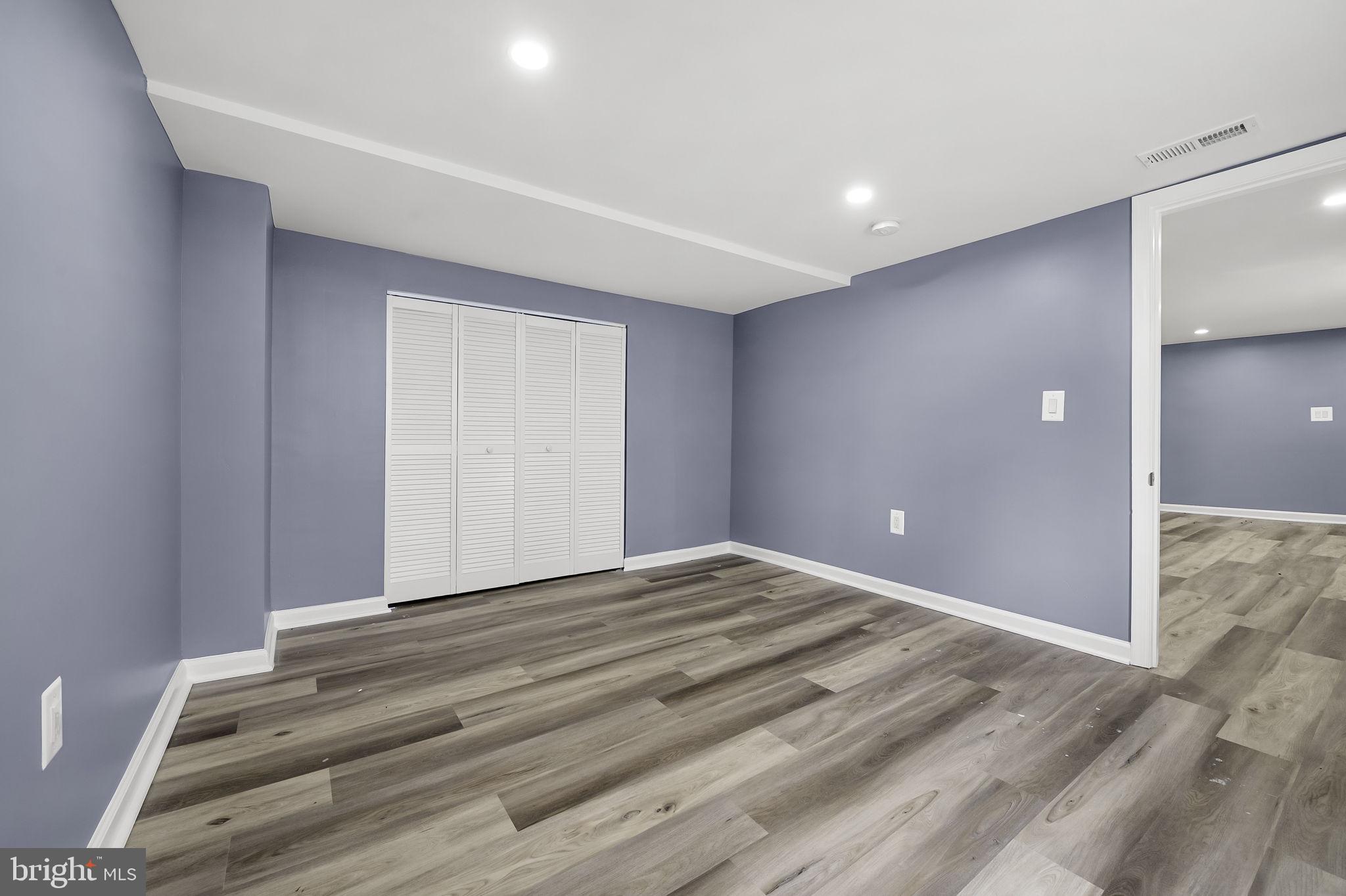 HOWARD PARK - Residential