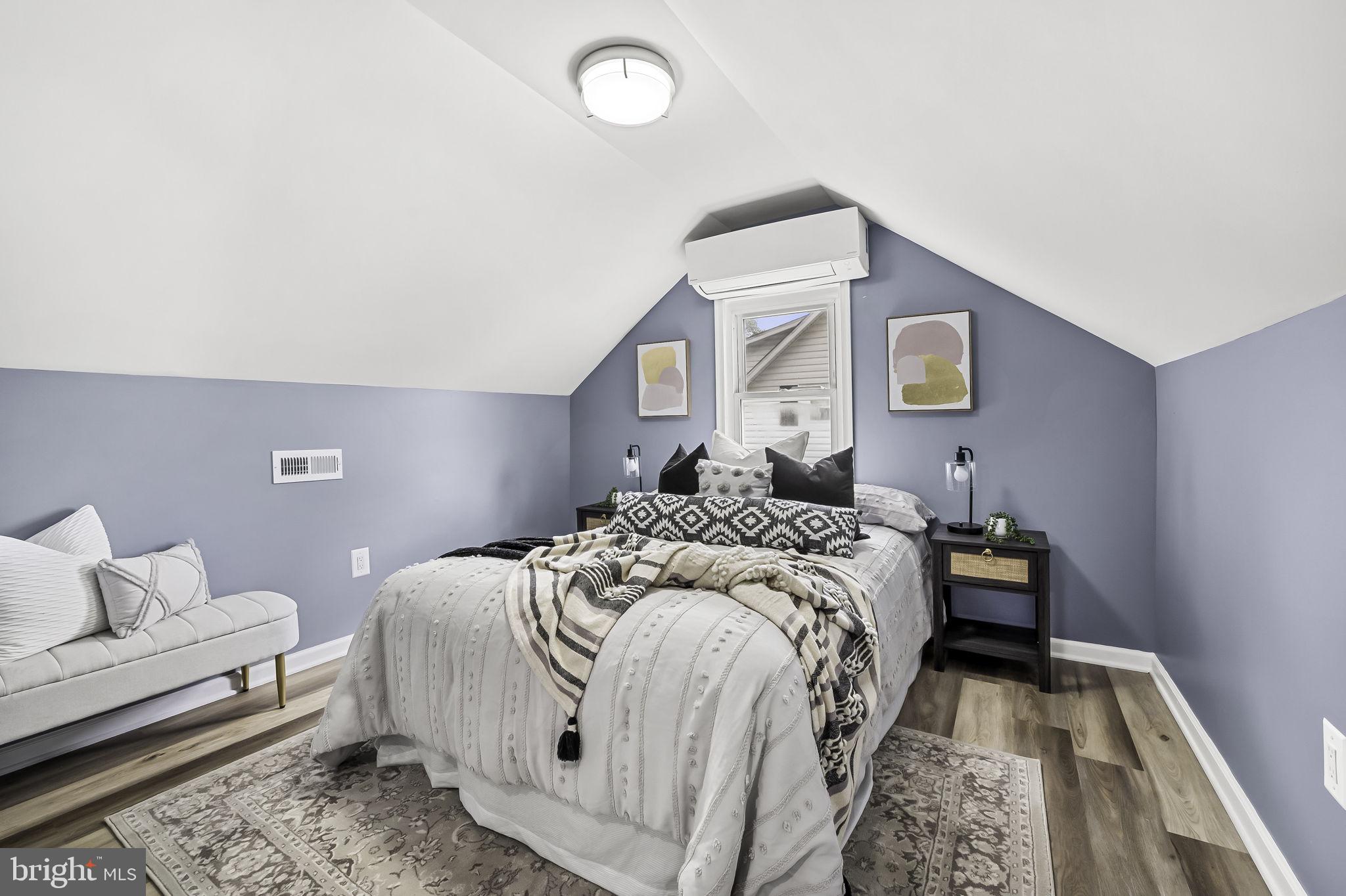 HOWARD PARK - Residential