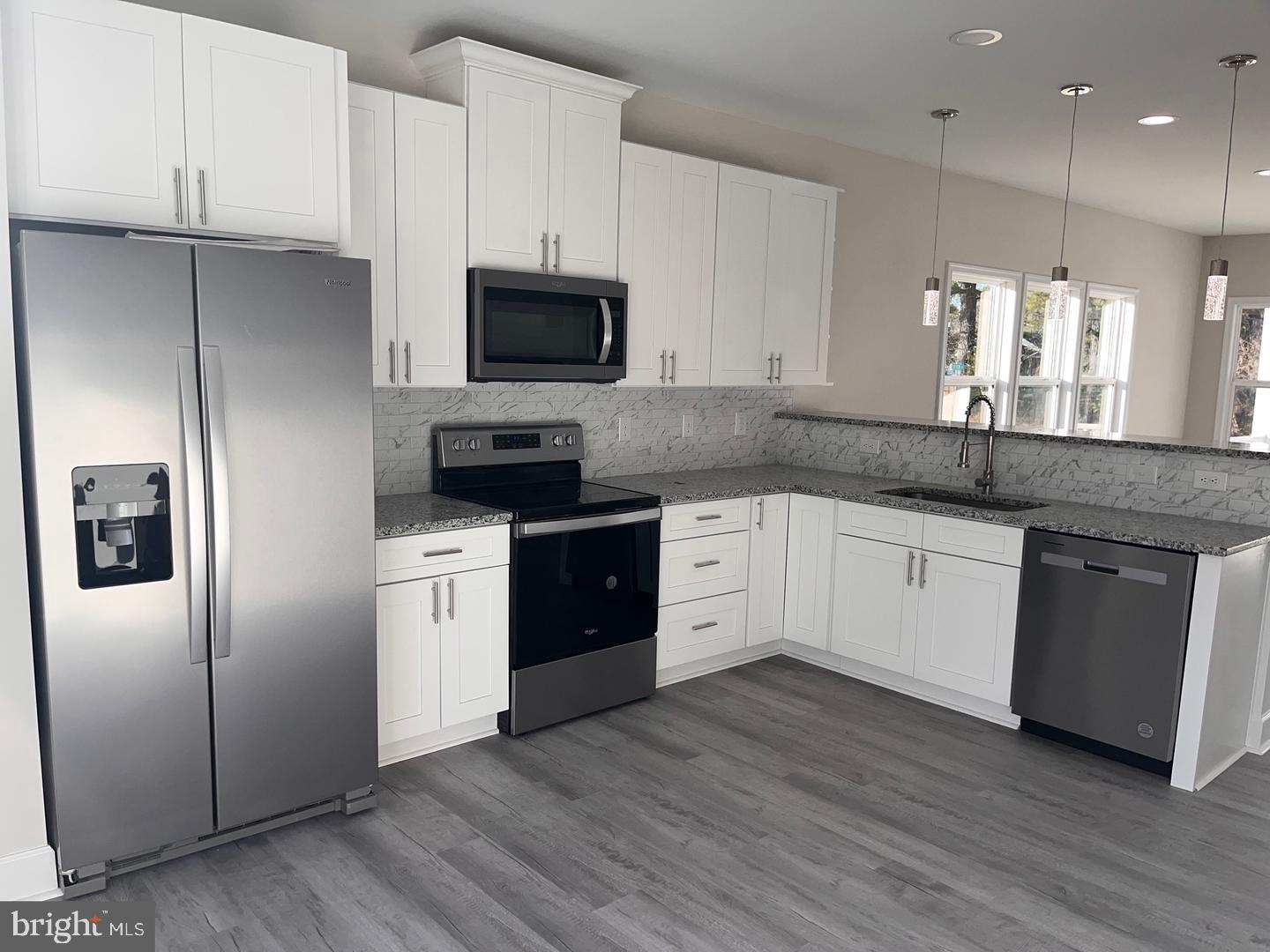 PLACID BAY ESTATES - Residential