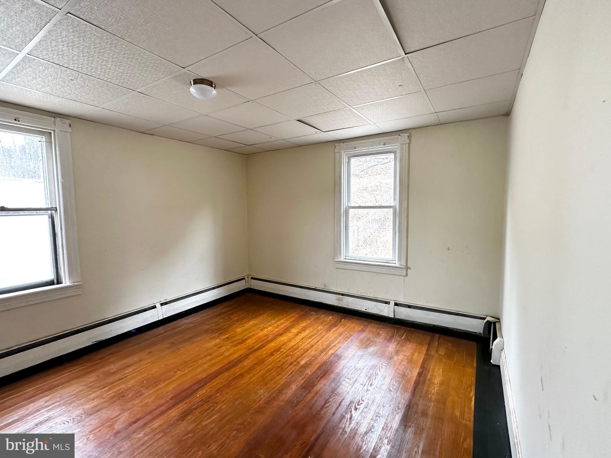 POTTSVILLE - Residential