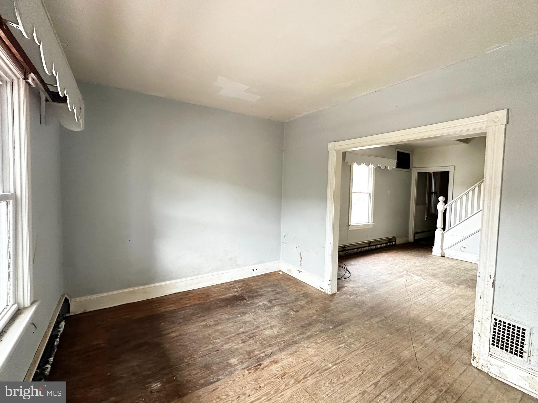 POTTSVILLE - Residential