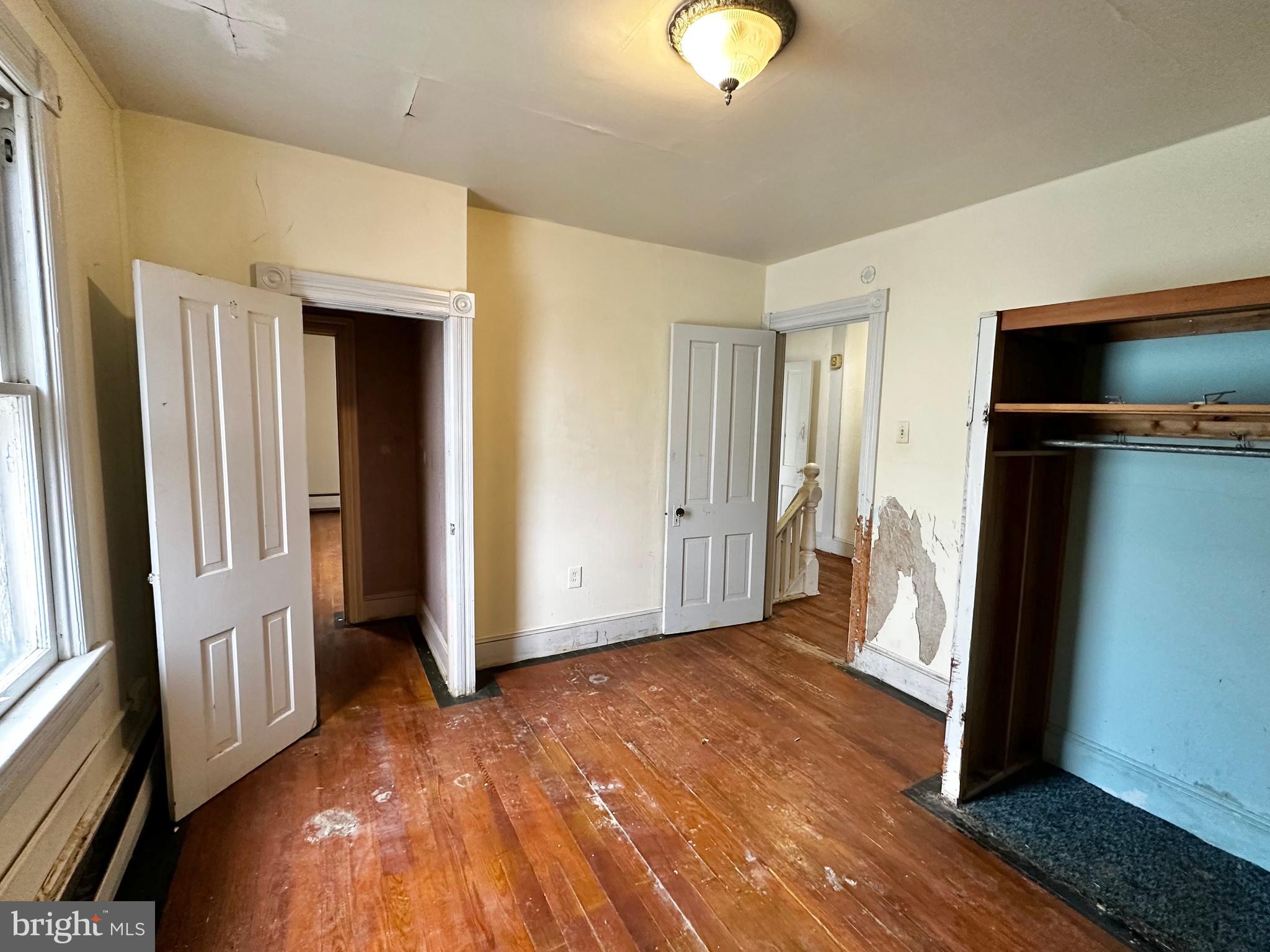 POTTSVILLE - Residential