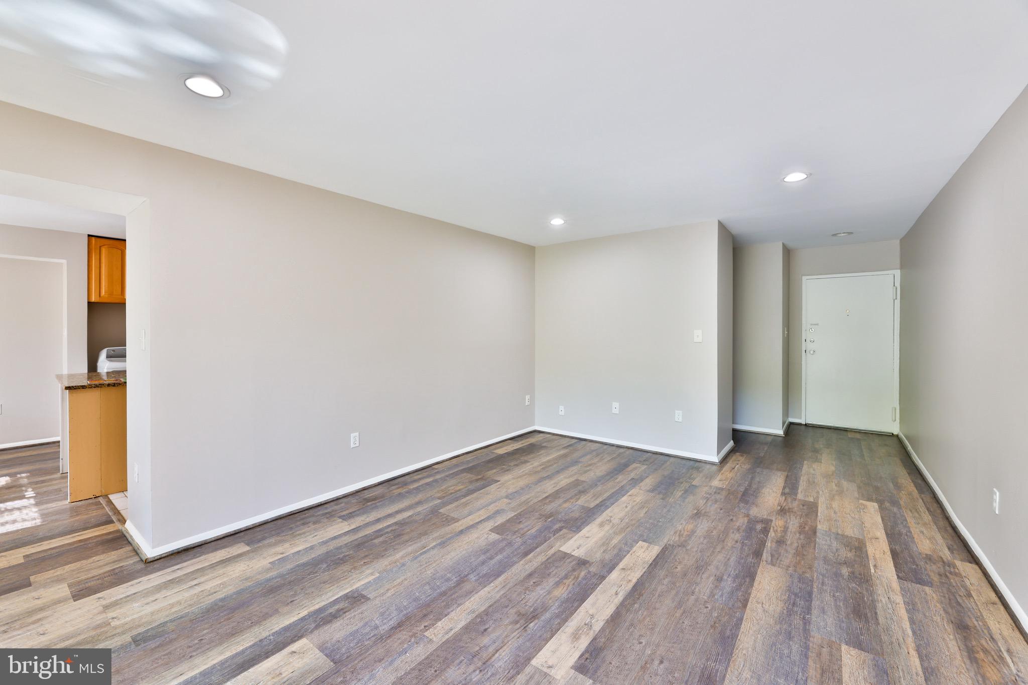 CHELSEA WOODS - Residential