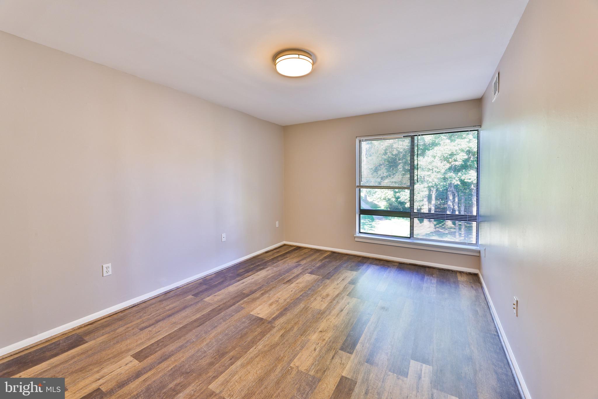 CHELSEA WOODS - Residential